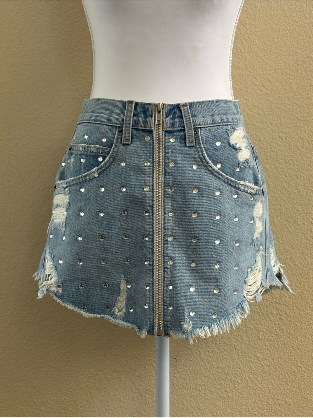 Carmar Belinda Distressed Denim Mini Skirt w/ Rhinestones & Full Zipper, Size 26